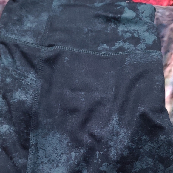 Long, Capri and short leggings - Picture 3 of 7